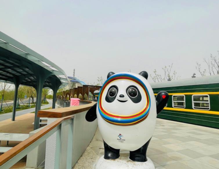 冬奧公園與首鋼園實(shí)現(xiàn)互聯(lián)互通，多個(gè)景觀節(jié)點(diǎn)五一迎客